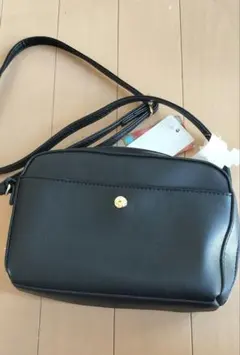 新品　ショルダーバッグのサムネイル