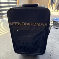 Fendi ROMA ブラックキャリーケース