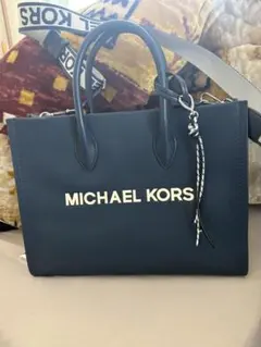 【1回のみ使用】MICHAEL KORS ネイビー トートバッグ