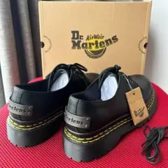 Dr. Martens ブラックレザーシューズ