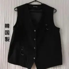 黒 レディース　ベスト