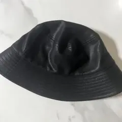 Niko and… レザーバケットハット ブラック