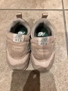 New Balance 313 ピンク スニーカー