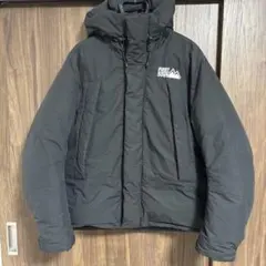 FIRST DOWN ブラックダウンジャケット