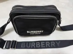 BURBERRY ブラックショルダーバッグ