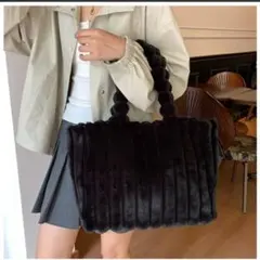 ファーリブデザインバッグ 　ブラック レディース　カバン　黒　クリスマス