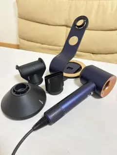 Dyson ダイソン ヘアドライヤー HD08 アタッチメント付 ビアンカブルー