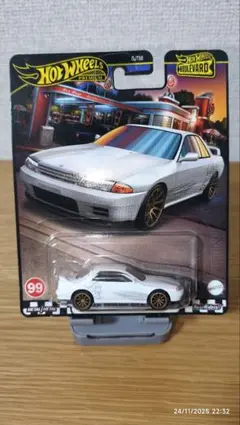 Hot Wheels Premium Boulevard Skylineのサムネイル