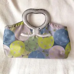 Item thumbnail for item 1e8c89fa-a361-4509-9ed8-376d87b8164b