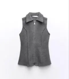 ZARAフロントジップノースリーブニットトップス
