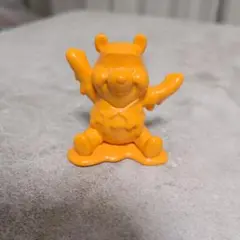 ディズニーフィギュアくまのプーさんハチミツまみれ美品コレクタダブル