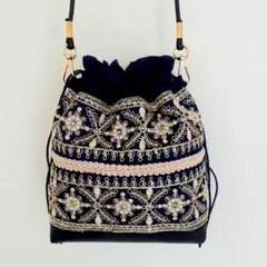 Item thumbnail for item 3e17486e-247e-4c4a-a178-b2ac6647f3a7