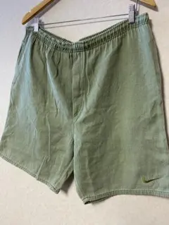 NIKE ハーフパンツ オリーブ