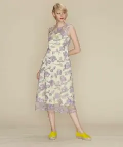 グレースクラス グレースコンチネンタル フラワー刺繍チュールワンピース 36