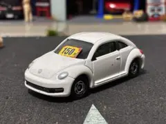 トミカ NO.33 Volkswagen The Beetle ホワイトのサムネイル