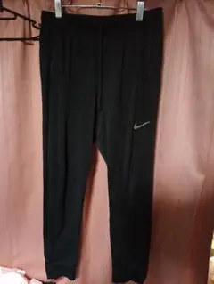 Nikeナイキ 黒 トレーニングパンツ XL