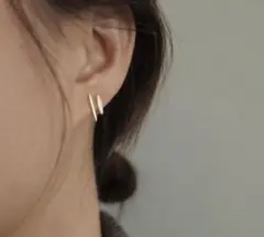 ✴︎新品未使用✴︎おしゃれピアス　小粒ピアス　ゴールドアクセサリー　14金メッキ