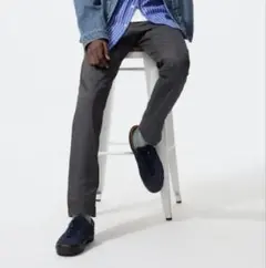 ユニクロ　メンズ　スリムフィットチノ　ダークグレー　79cm 68cm