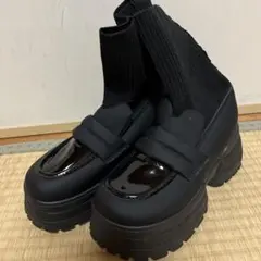 ブラック 厚底　ソックスタッチ　ローファー