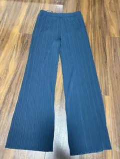 UNIQLO ネイビー プリーツ ワイドパンツ Sサイズ