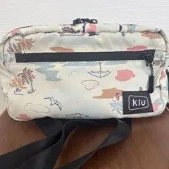 Kiu サコッシュ ショルダーバッグ