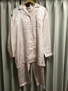 Item thumbnail for item d3512e2e-bdbd-4d8c-9f4d-d795eea06b6a