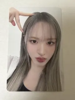 ive リズ　alive 会場限定　トレカ