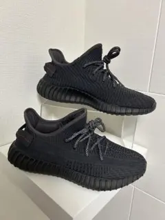 adidas YEEZY BOOST 350 V2 ブラック