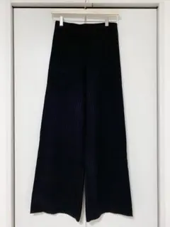 新品未使用タグ付き リブニットワイドパンツ