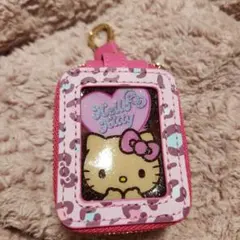 ハローキティ ポーチ コンパクト非売品新品タグ無し