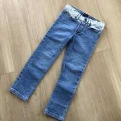 Item thumbnail for item 19f48be7-192f-472c-b05c-a110dd80f9e7