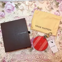 Item thumbnail for item 203cd725-2d58-4b4a-9f4c-7f379da84dd3