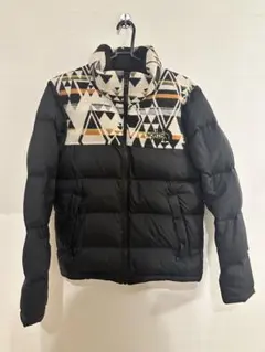 激レア商品‼️TOMMY HILFIGER 幾何学模様 ダウンジャケット - メルカリ