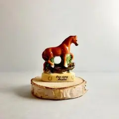 純血のアラブ馬のフェーブ　フェーヴ　陶器　置物　ミニチュア　フランス製　馬