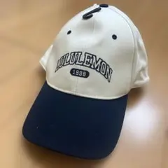 新品未使用タグ付き　lululemon キャップ