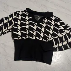 千鳥　ハウンドトゥースパターン Vネックニット