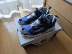 Reebok INSTAPUMP FURY OG ブルー ブラックのサムネイル