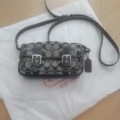 COACH モノグラム柄ショルダーバッグ