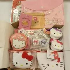 キティちゃん　まとめ売り 大幅値下げしました!! キティちゃんぬいぐるみ40th・コラボ