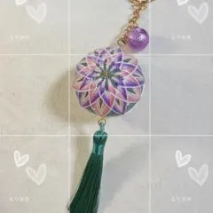 絹糸 小さな手まり 3cm バッグチャーム 天然石 ハンドメイド - メルカリ