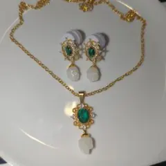 Item thumbnail for item 78a0f113-40fc-40d7-8355-255ffa22e562