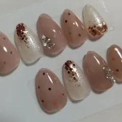 日和様専用ハンドメイドネイルチップ✧⁠*⁠。べージュ系✧⁠*