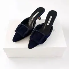 MANOLO BLAHNIK スエード メイセール　ミュール ネイビー 36のサムネイル