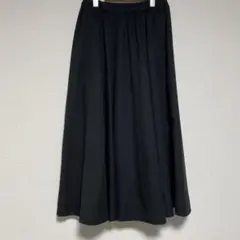 新品未使用　黒 シンプルロングスカートMサイズ