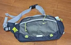 NIKE ナイキ　ボディバッグ ウエストポーチ　ナイロン製