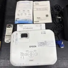 EPSON EB-S12 プロジェクター 有効光束2800ルーメン 美品 - メルカリ