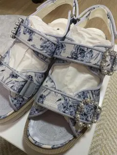 ダイアナ　DIANA サンダル　花柄　アイリス　ブルー　25