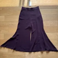 JILL STUART新品 ダークパープル フレアパンツ サイズ2のサムネイル