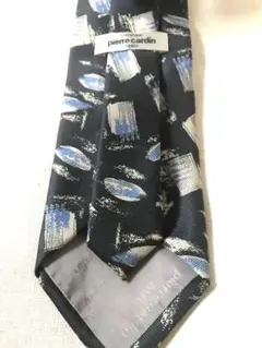 ネクタイ　ピエールカルダン