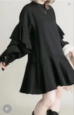 KBF フリルスリーブミニワンピース